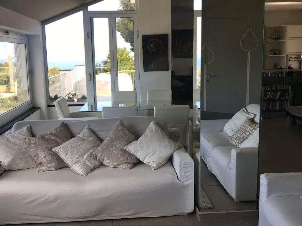 Villa Shambhala San Bartolomeo Al Mare Exterior photo