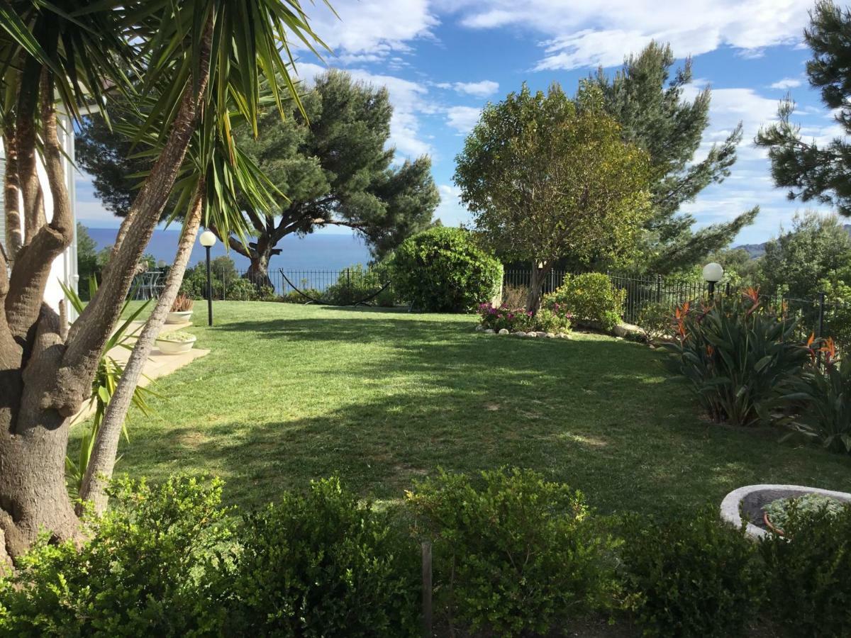 Villa Shambhala San Bartolomeo Al Mare Exterior photo